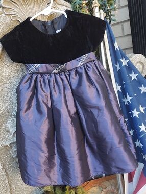 C.C..dress